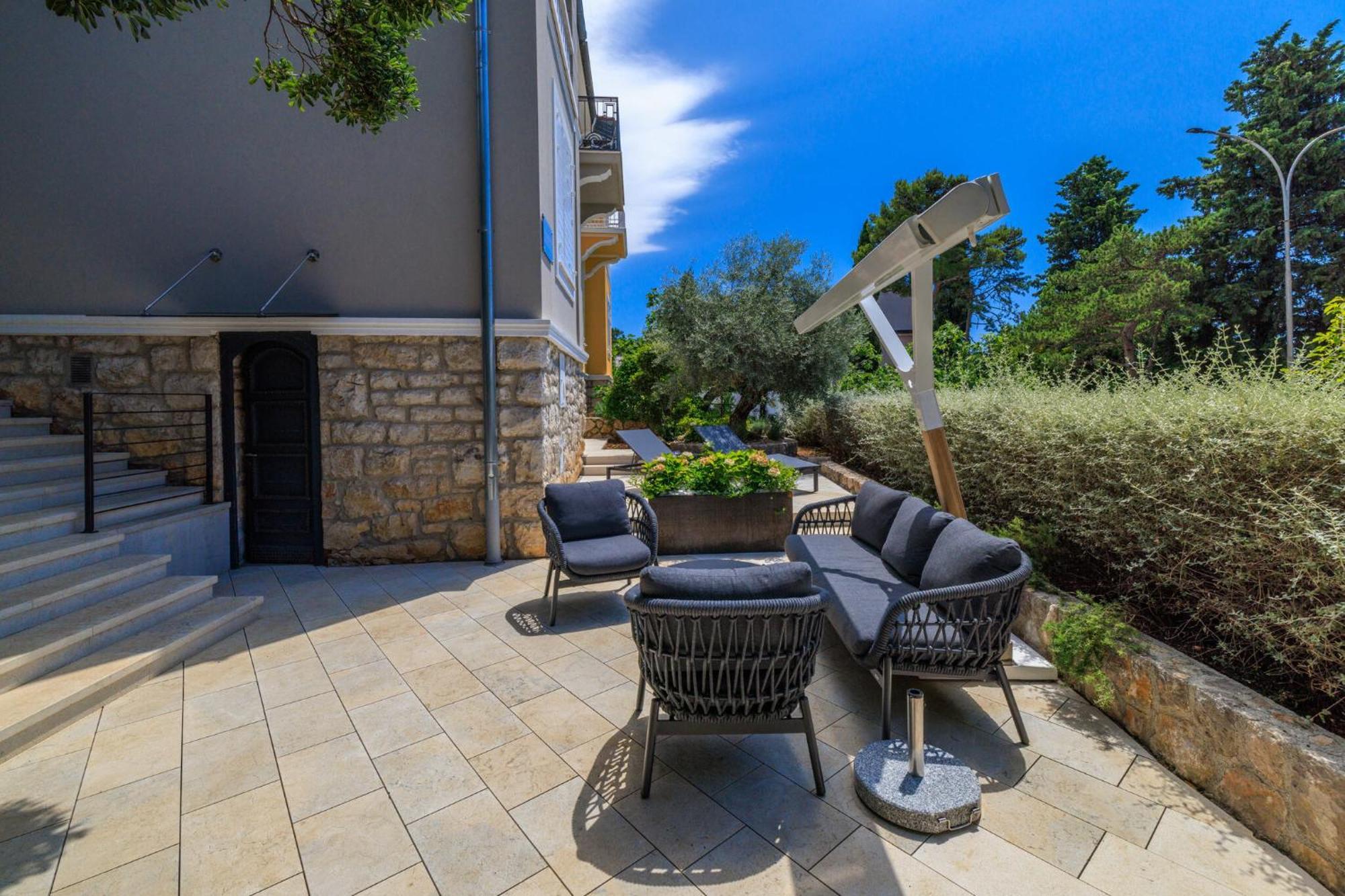 Villa Erika Crikvenica Exterior photo