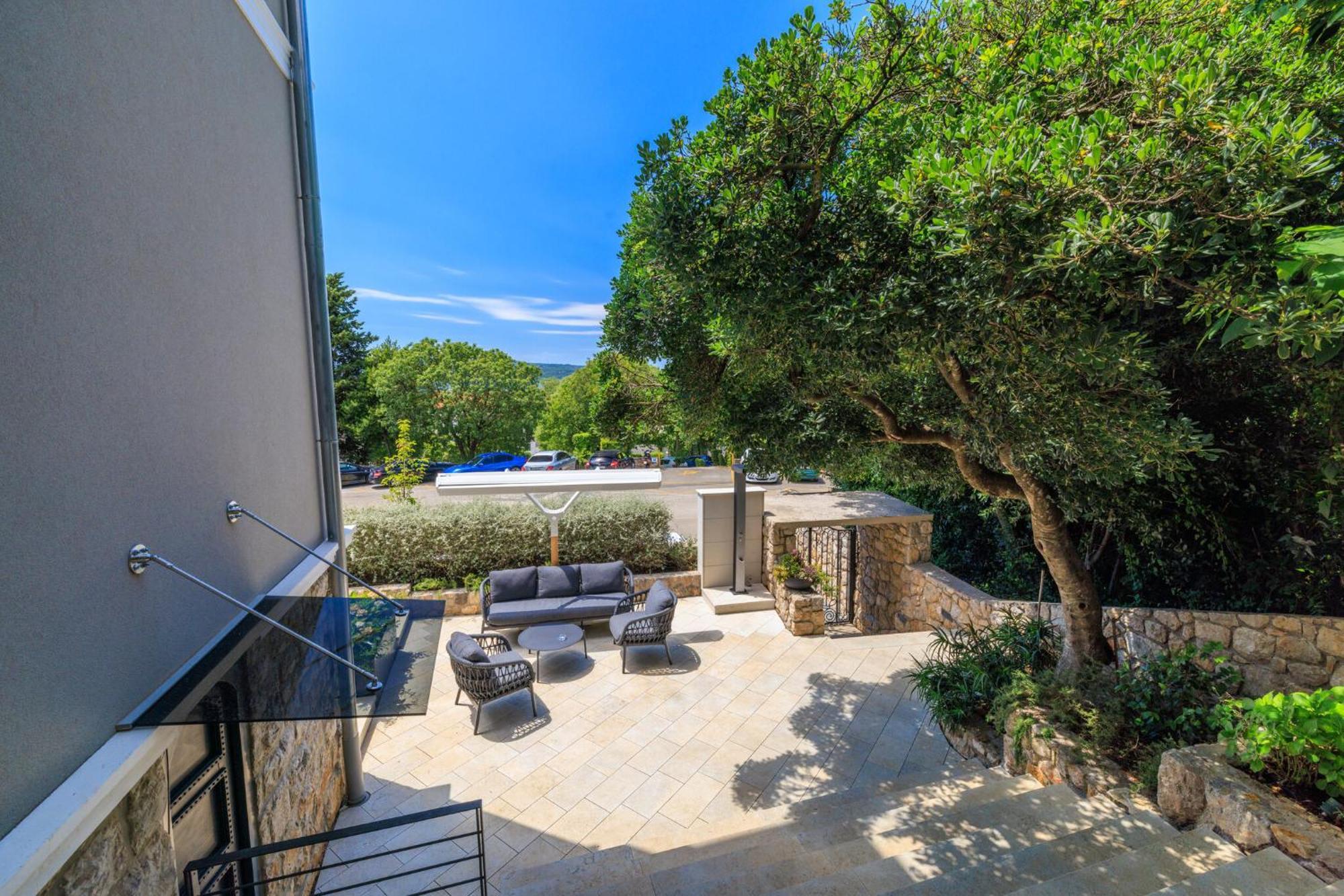 Villa Erika Crikvenica Exterior photo